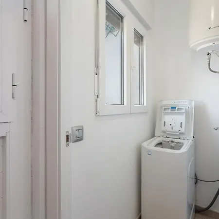 Cira Apartment